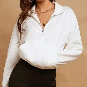 Chic White Half-Zip Sweatshirt
